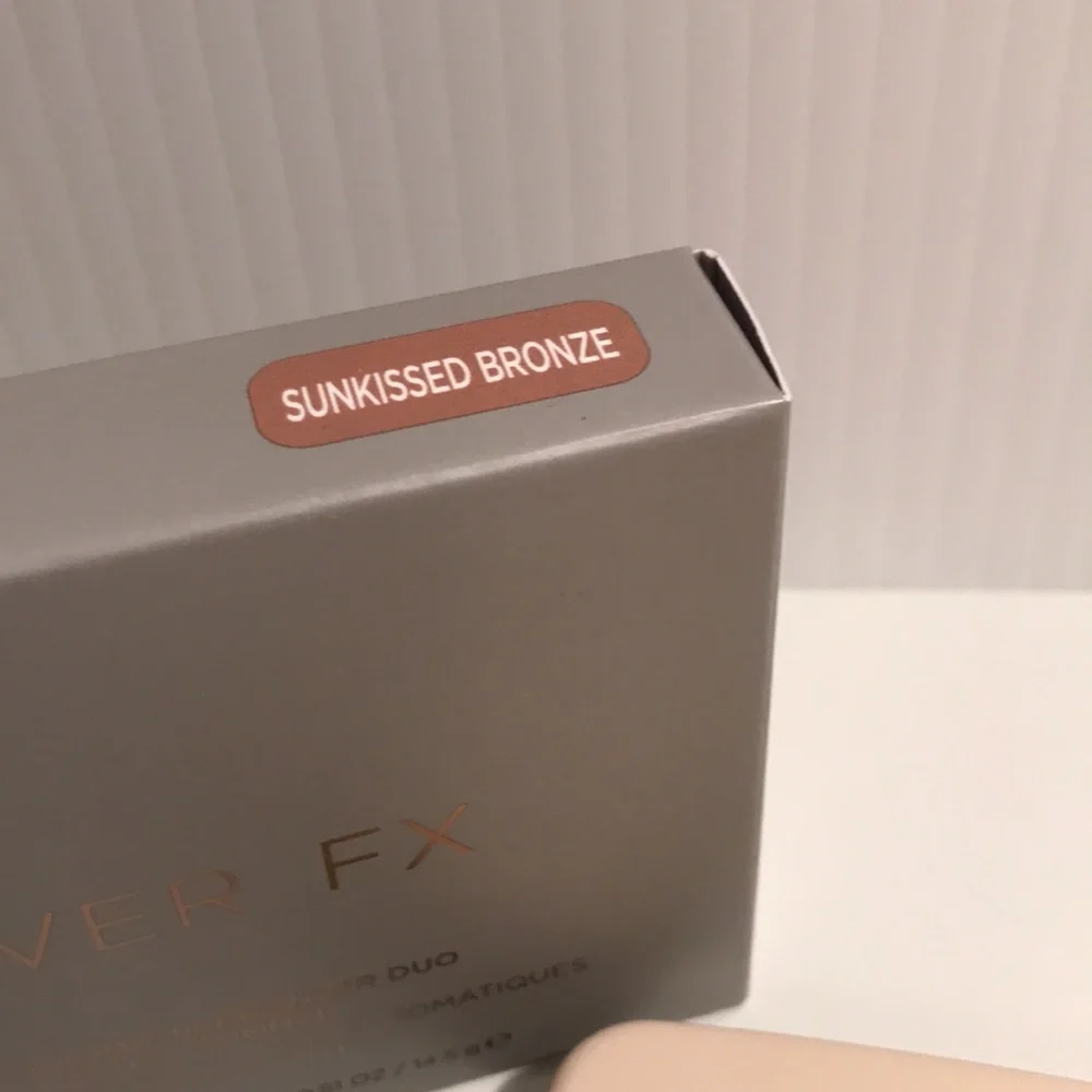 Cover FX Monochromatic Bronzer duo matte +shimmer sun kissed bronze NEW